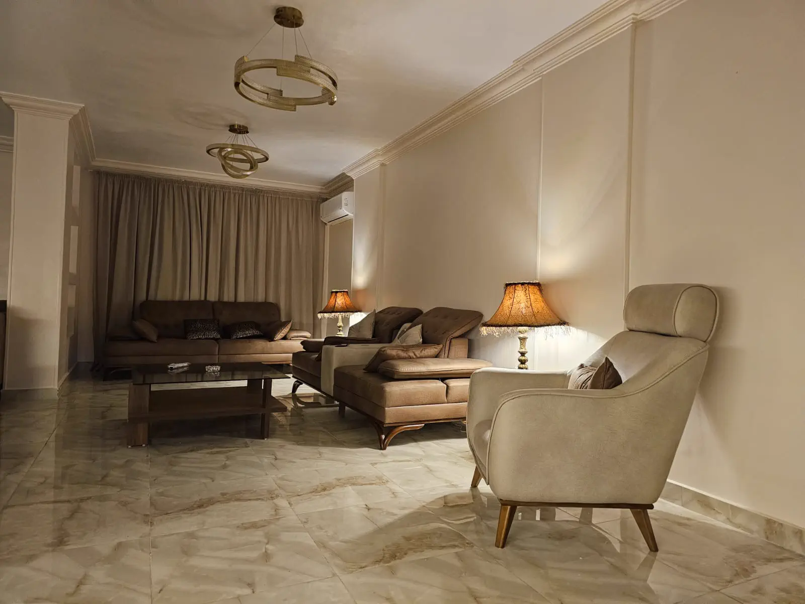 Apartment 8 photo 17