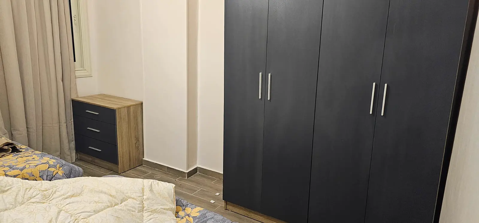 Apartment 8 photo 32